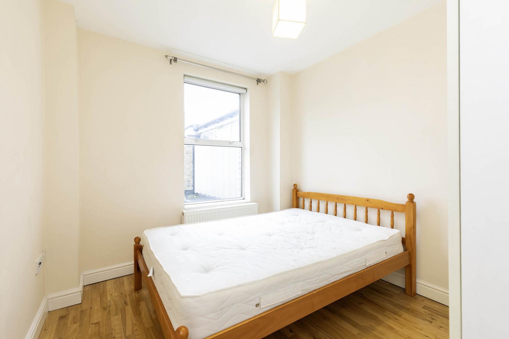 			1 Bedroom, 1 bath, 1 reception Apartment			 Mill Lane , West Hampstead